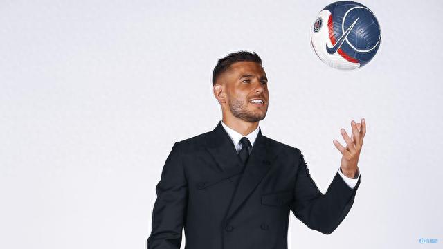 谁就更接近 谁就更接近