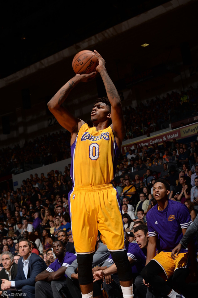 引入更强的 引入更强的